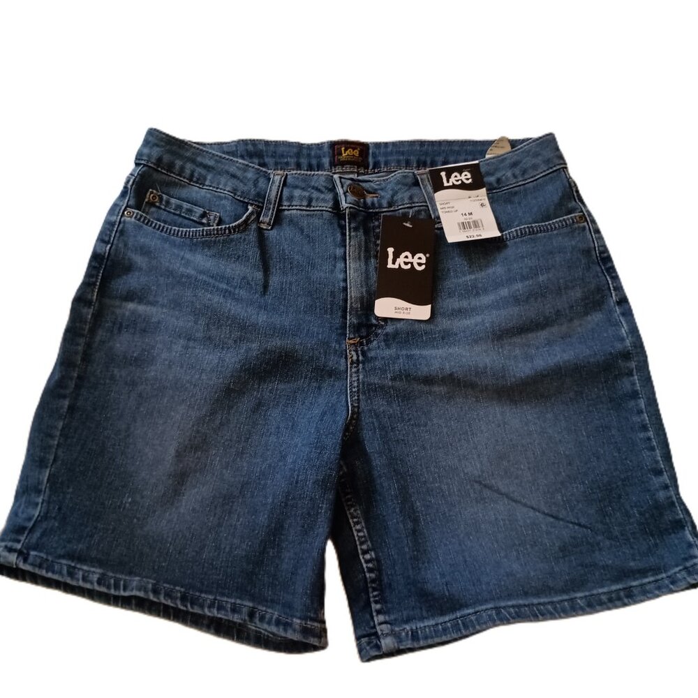 Lee Denim Mid Rise Shorts Women’s Size 14 NWT - Picture 2 of 12